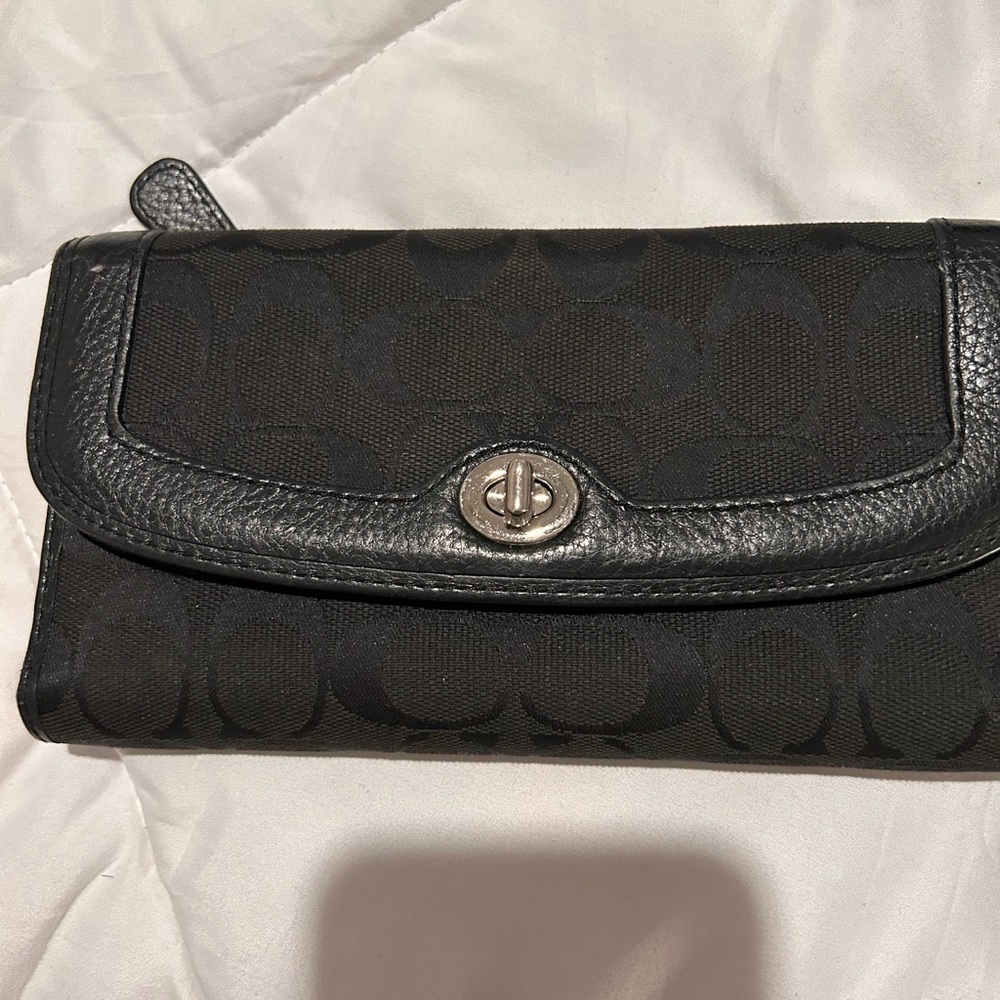 Coach Signature Wallet